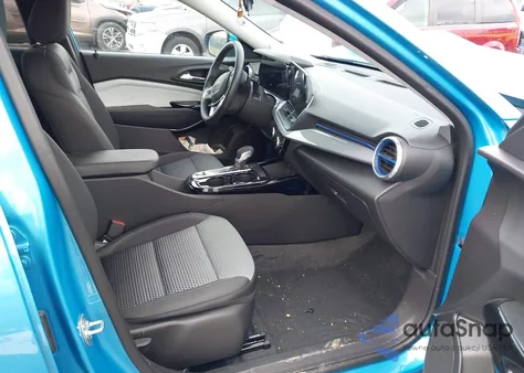 2025 Chevrolet Trax Fwd Lt z USA, uszkodzony, nr VIN KL77LHEP0SC047585